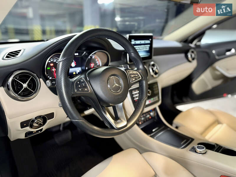Позашляховик / Кросовер Mercedes-Benz GLA-Class 2017 в Києві фото 20 Позашляховик / Кросовер Mercedes-Benz GLA-Class 2017 в Києві