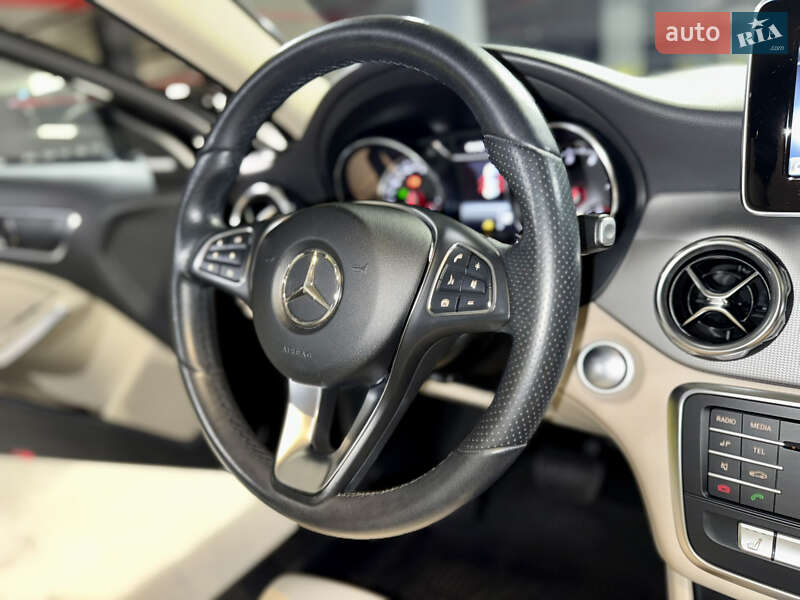 Позашляховик / Кросовер Mercedes-Benz GLA-Class 2017 в Києві фото 38 Позашляховик / Кросовер Mercedes-Benz GLA-Class 2017 в Києві