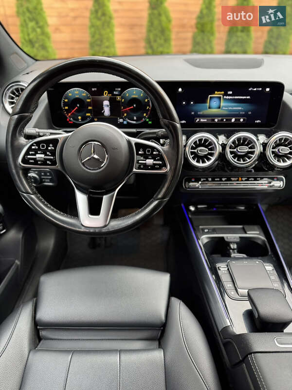 Позашляховик / Кросовер Mercedes-Benz GLA-Class 2022 в Києві фото 17 Позашляховик / Кросовер Mercedes-Benz GLA-Class 2022 в Києві
