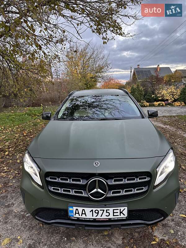 Mercedes-Benz GLA-Class 2017