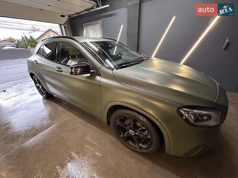Позашляховик / Кросовер Mercedes-Benz GLA-Class 2017 в Києві фото 10 Позашляховик / Кросовер Mercedes-Benz GLA-Class 2017 в Києві