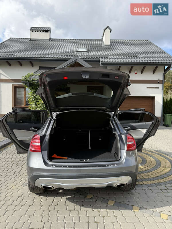 Позашляховик / Кросовер Mercedes-Benz GLA-Class 2014 в Львові фото 16 Позашляховик / Кросовер Mercedes-Benz GLA-Class 2014 в Львові