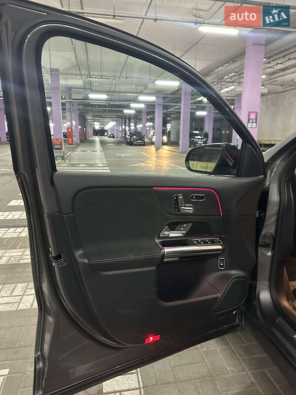 Позашляховик / Кросовер Mercedes-Benz GLA-Class 2022 в Києві