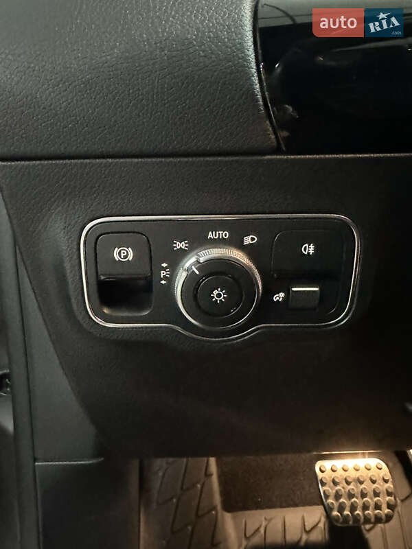 Позашляховик / Кросовер Mercedes-Benz GLA-Class 2022 в Києві