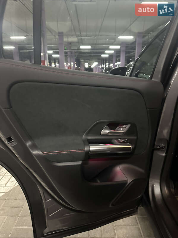 Позашляховик / Кросовер Mercedes-Benz GLA-Class 2022 в Києві