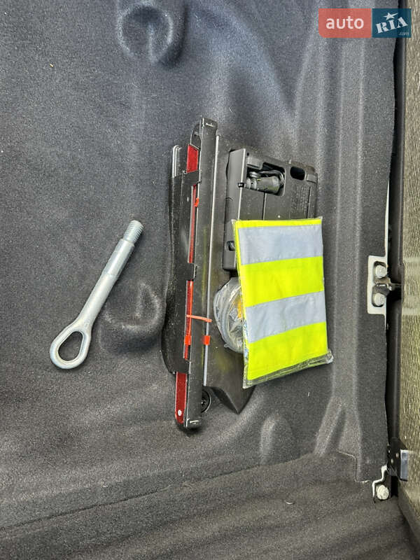 Внедорожник / Кроссовер Mercedes-Benz GLA-Class 2016 в Ивано-Франковске фото 23 Внедорожник / Кроссовер Mercedes-Benz GLA-Class 2016 в Ивано-Франковске