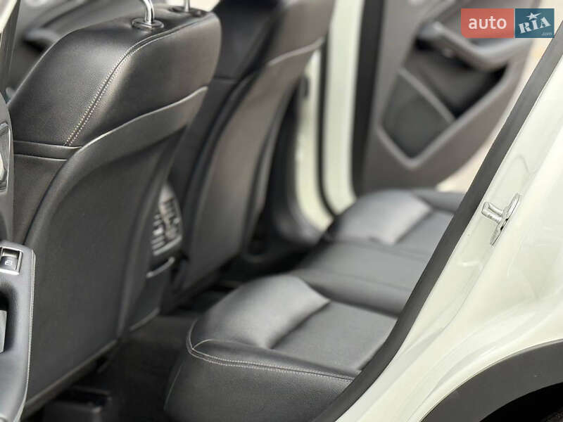 Внедорожник / Кроссовер Mercedes-Benz GLA-Class 2014 в Днепре фото 11 Внедорожник / Кроссовер Mercedes-Benz GLA-Class 2014 в Днепре