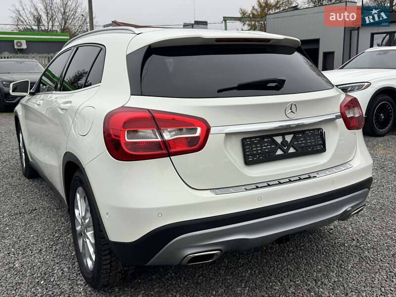 Внедорожник / Кроссовер Mercedes-Benz GLA-Class 2016 в Тернополе