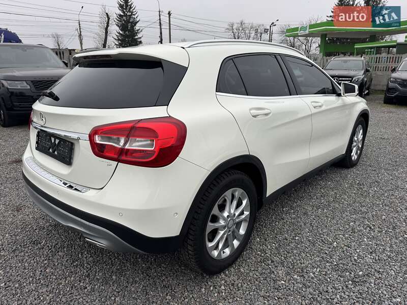 Внедорожник / Кроссовер Mercedes-Benz GLA-Class 2016 в Тернополе