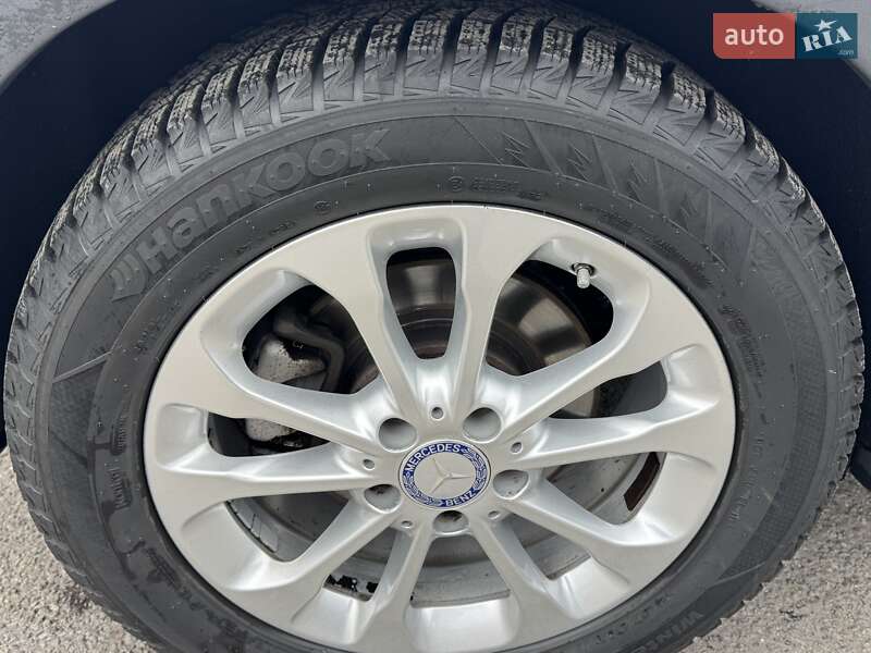 Внедорожник / Кроссовер Mercedes-Benz GLA-Class 2016 в Тернополе