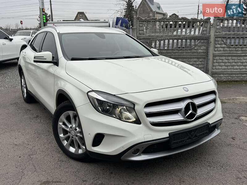 Mercedes-Benz GLA-Class 2016