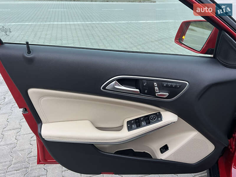Позашляховик / Кросовер Mercedes-Benz GLA-Class 2019 в Києві фото 17 Позашляховик / Кросовер Mercedes-Benz GLA-Class 2019 в Києві