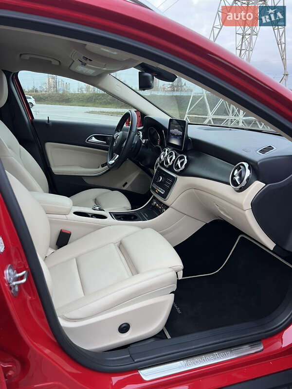 Позашляховик / Кросовер Mercedes-Benz GLA-Class 2019 в Києві фото 29 Позашляховик / Кросовер Mercedes-Benz GLA-Class 2019 в Києві