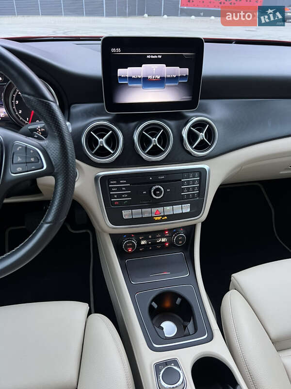 Позашляховик / Кросовер Mercedes-Benz GLA-Class 2019 в Києві фото 32 Позашляховик / Кросовер Mercedes-Benz GLA-Class 2019 в Києві