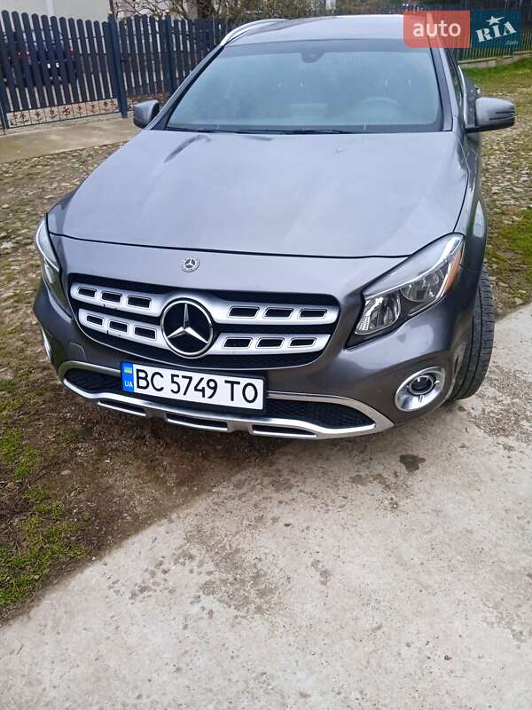 Mercedes-Benz GLA-Class 2017