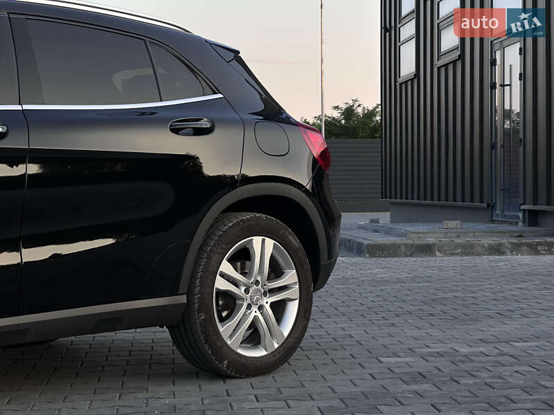 Позашляховик / Кросовер Mercedes-Benz GLA-Class 2015 в Хмельницькому