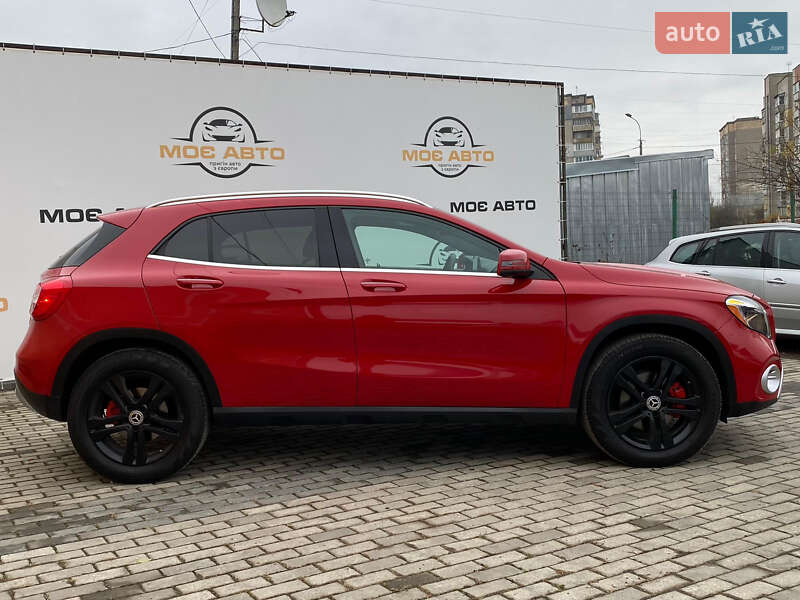 Позашляховик / Кросовер Mercedes-Benz GLA-Class 2018 в Рівному