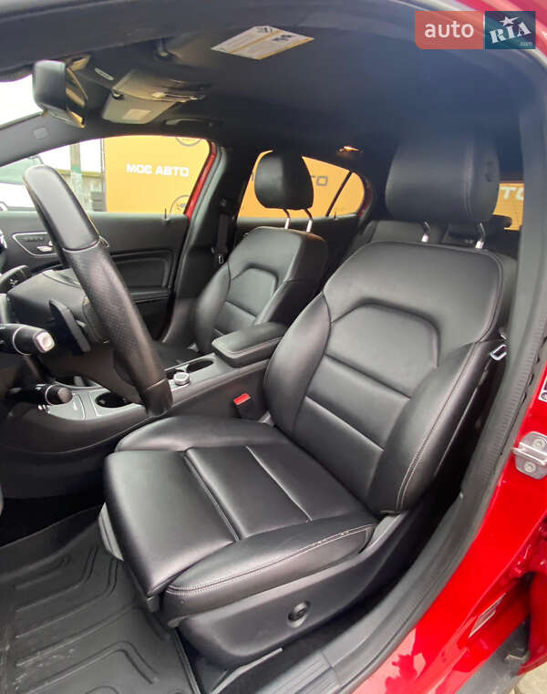 Позашляховик / Кросовер Mercedes-Benz GLA-Class 2018 в Рівному