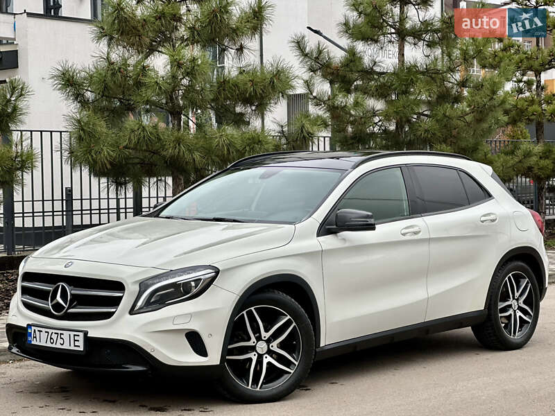 Mercedes-Benz GLA-Class 2015