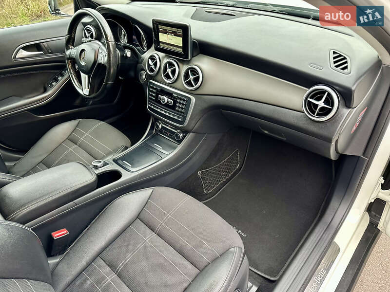 Позашляховик / Кросовер Mercedes-Benz GLA-Class 2015 в Києві