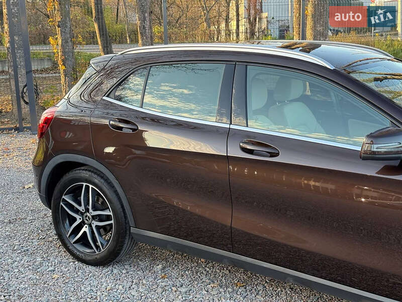 Позашляховик / Кросовер Mercedes-Benz GLA-Class 2017 в Стрию