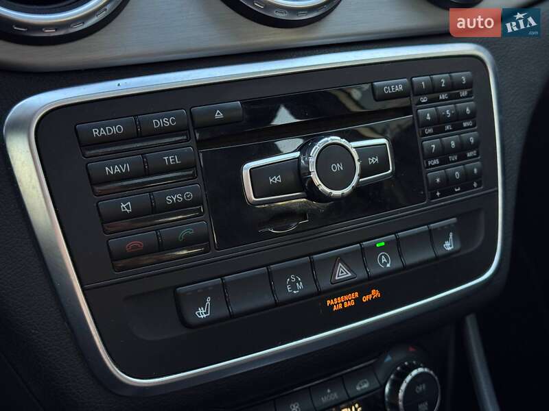 Внедорожник / Кроссовер Mercedes-Benz GLA-Class 2015 в Ровно