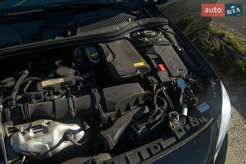 Внедорожник / Кроссовер Mercedes-Benz GLA-Class 2016 в Львове