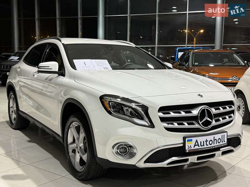 Внедорожник / Кроссовер Mercedes-Benz GLA-Class 2019 в Одессе