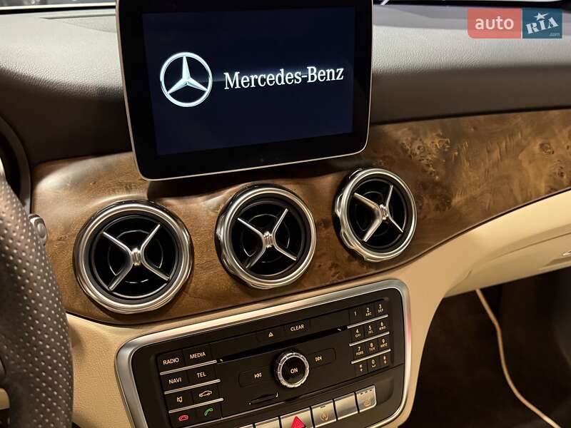 Внедорожник / Кроссовер Mercedes-Benz GLA-Class 2019 в Одессе