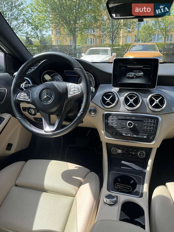 Позашляховик / Кросовер Mercedes-Benz GLA-Class 2015 в Києві