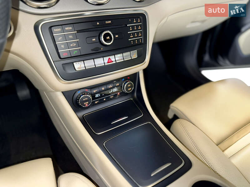 Позашляховик / Кросовер Mercedes-Benz GLA-Class 2017 в Києві