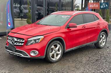 Внедорожник / Кроссовер Mercedes-Benz GLA-Class 2018 в Луцке