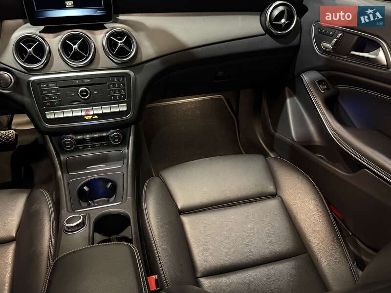 Позашляховик / Кросовер Mercedes-Benz GLA-Class 2019 в Одесі