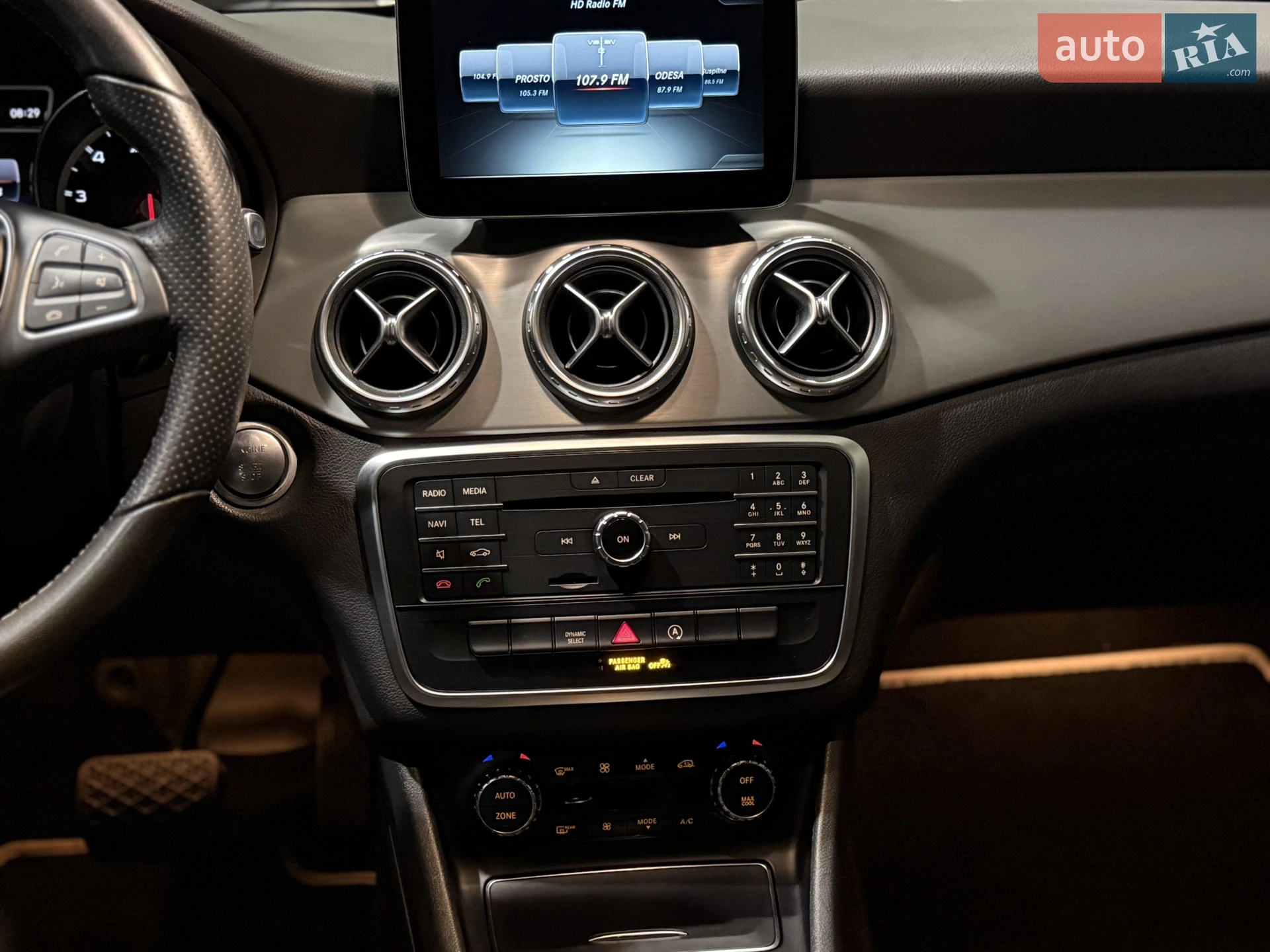 2016 Mercedes-Benz GLA-klasse - мініатюра 24