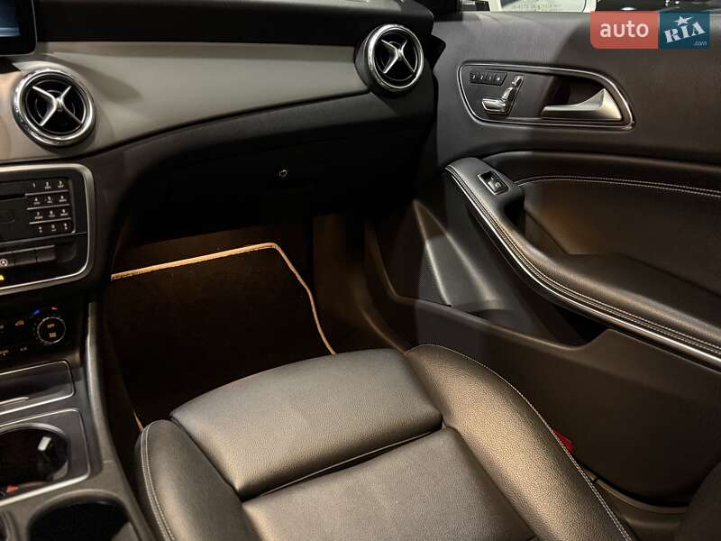 Внедорожник / Кроссовер Mercedes-Benz GLA-Class 2016 в Одессе