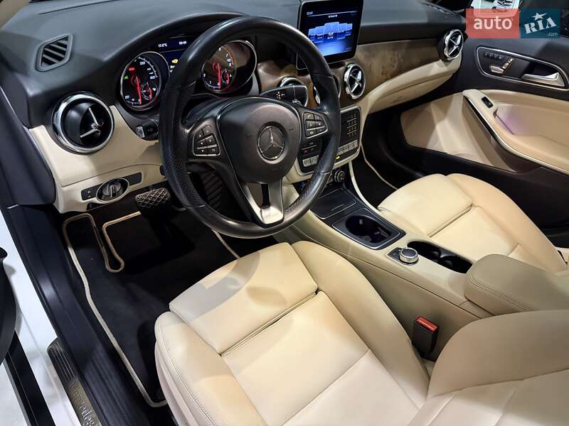 Позашляховик / Кросовер Mercedes-Benz GLA-Class 2019 в Одесі