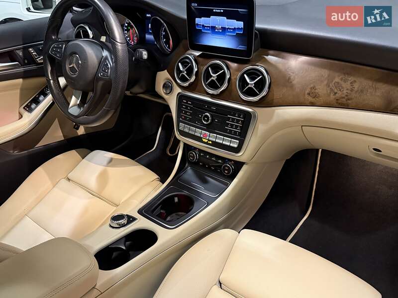 Позашляховик / Кросовер Mercedes-Benz GLA-Class 2019 в Одесі