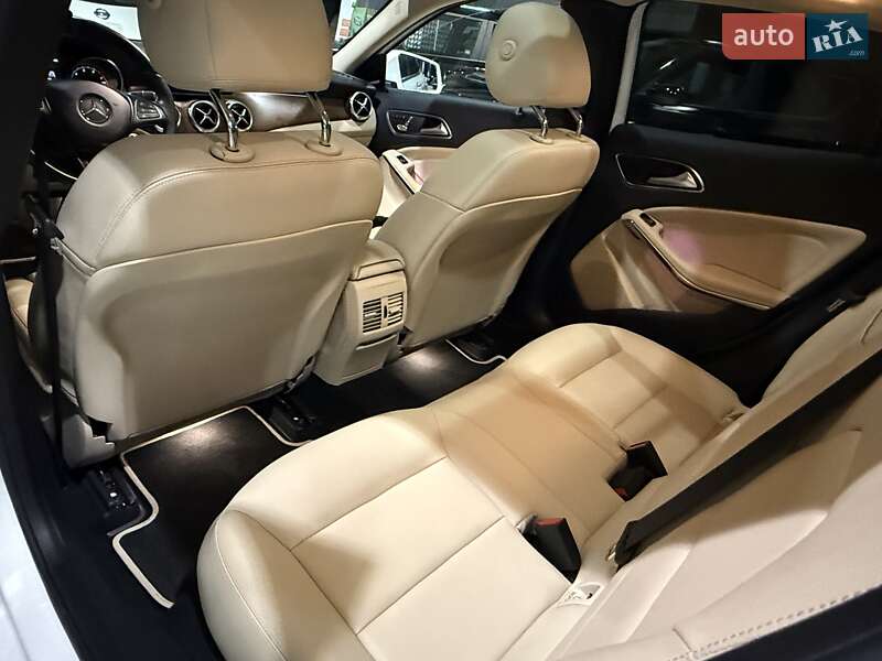 Позашляховик / Кросовер Mercedes-Benz GLA-Class 2019 в Одесі