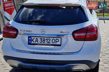 Внедорожник / Кроссовер Mercedes-Benz GLA-Class 2018 в Киеве