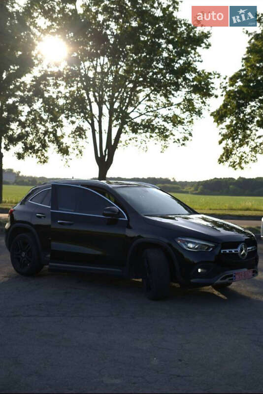 Позашляховик / Кросовер Mercedes-Benz GLA-Class 2020 в Володимирі