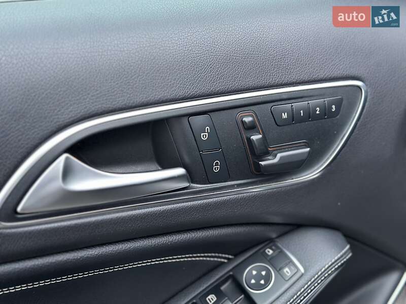 Позашляховик / Кросовер Mercedes-Benz GLA-Class 2017 в Києві