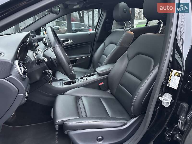 Позашляховик / Кросовер Mercedes-Benz GLA-Class 2017 в Києві