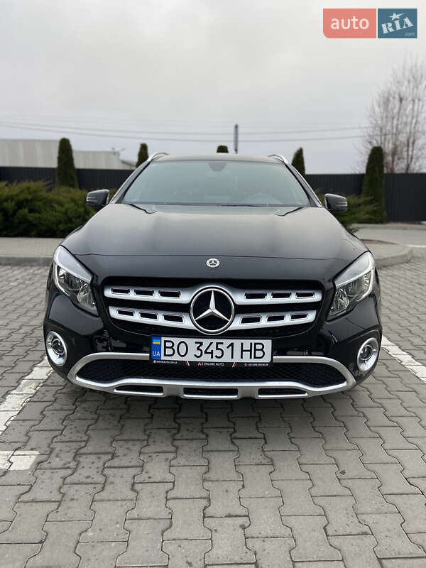 Mercedes-Benz GLA-Class 2018
