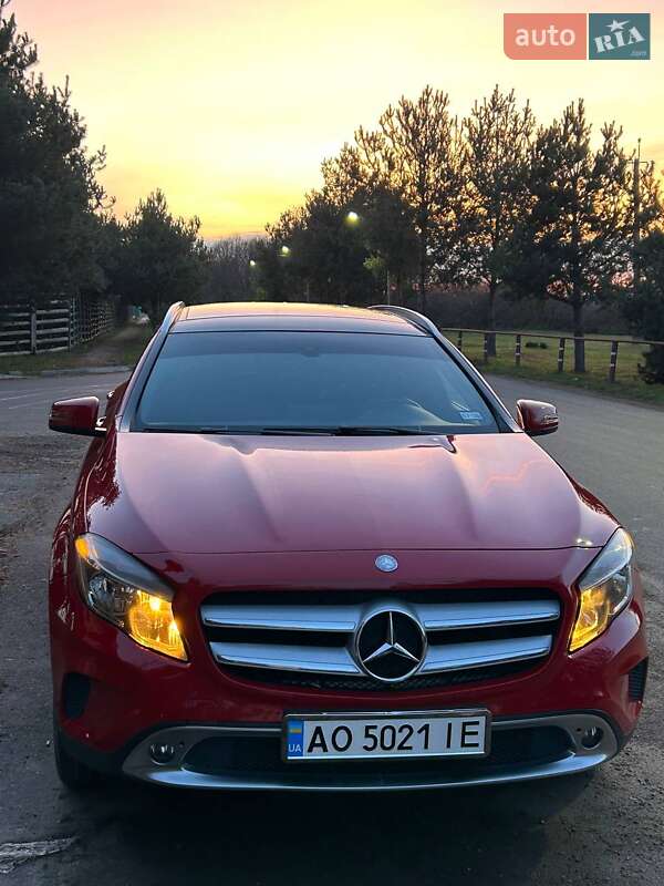 Mercedes-Benz GLA-Class 2015 Mercedes-Benz GLA-Class 2015