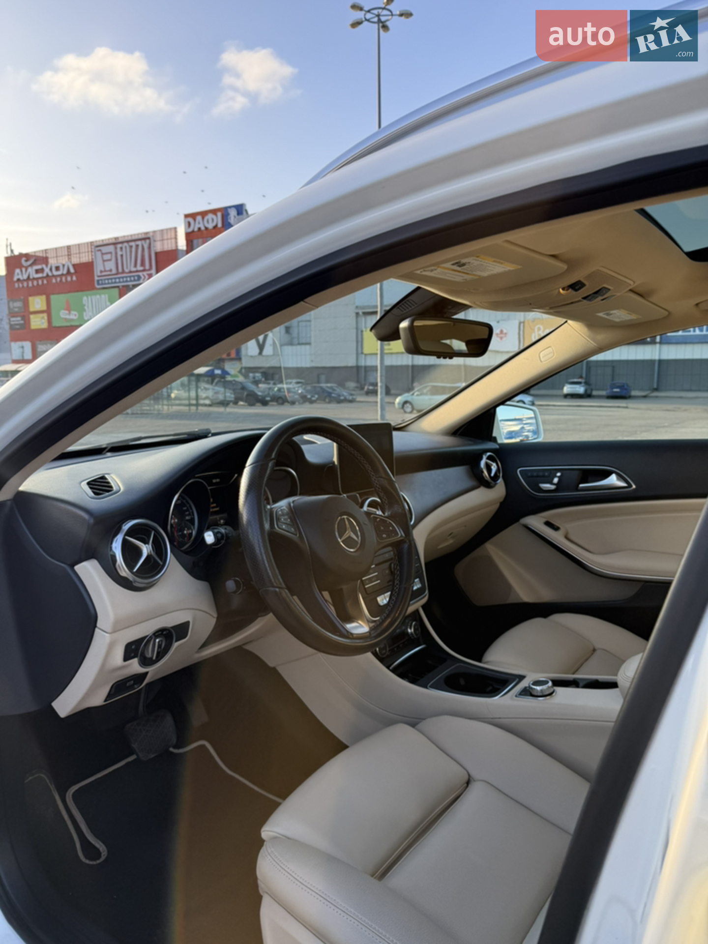 2018 Mercedes-Benz GLA-klasse - мініатюра 12