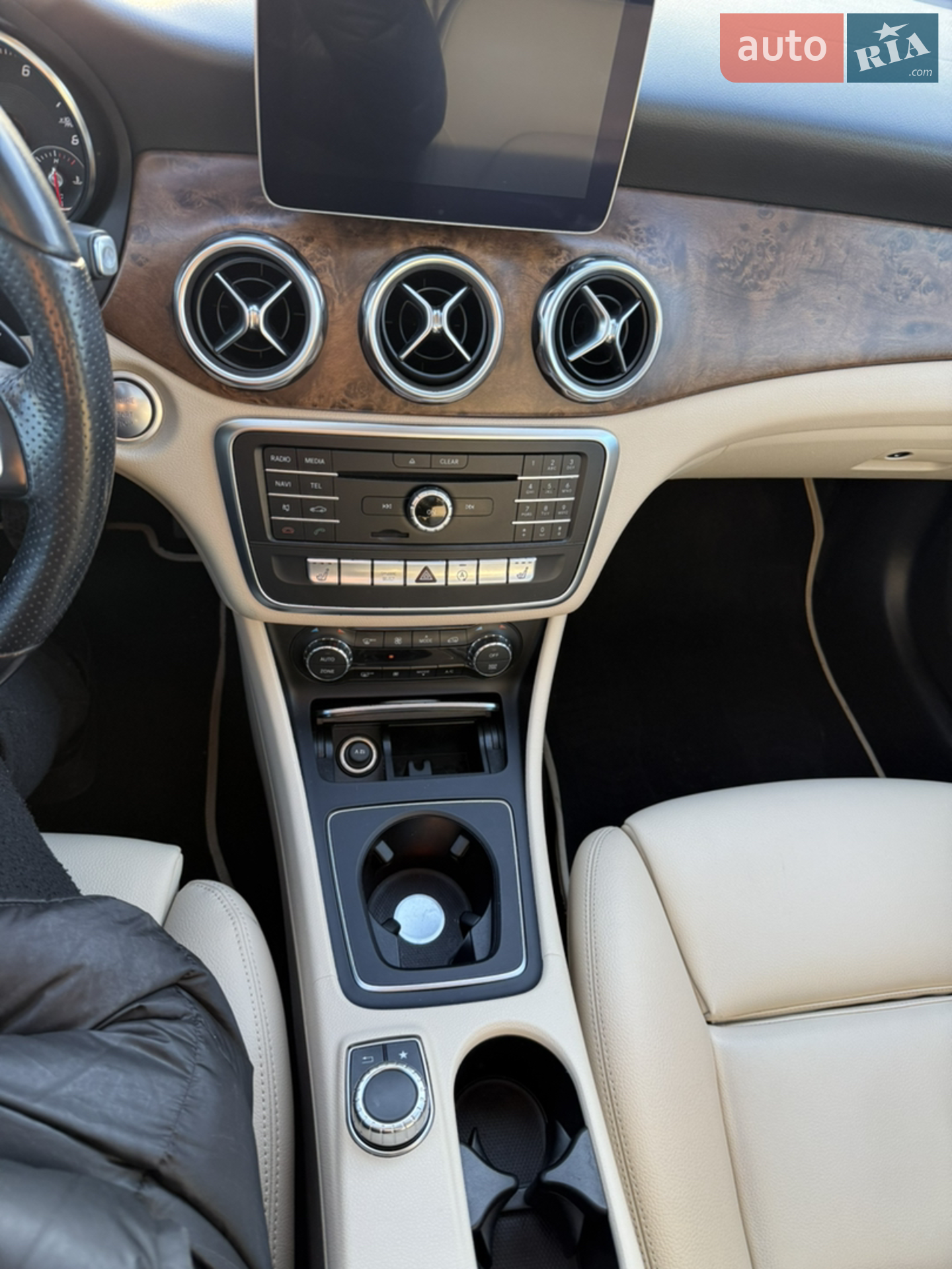 2018 Mercedes-Benz GLA-klasse - мініатюра 15