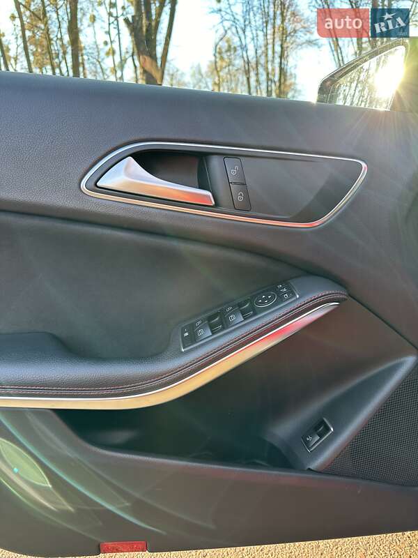 Внедорожник / Кроссовер Mercedes-Benz GLA-Class 2015 в Черновцах фото 12 Внедорожник / Кроссовер Mercedes-Benz GLA-Class 2015 в Черновцах