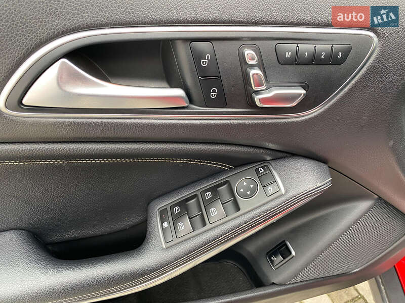 Внедорожник / Кроссовер Mercedes-Benz GLA-Class 2018 в Ровно фото 18 Внедорожник / Кроссовер Mercedes-Benz GLA-Class 2018 в Ровно