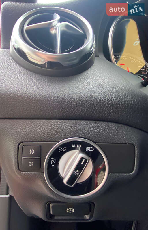 Внедорожник / Кроссовер Mercedes-Benz GLA-Class 2018 в Ровно фото 26 Внедорожник / Кроссовер Mercedes-Benz GLA-Class 2018 в Ровно