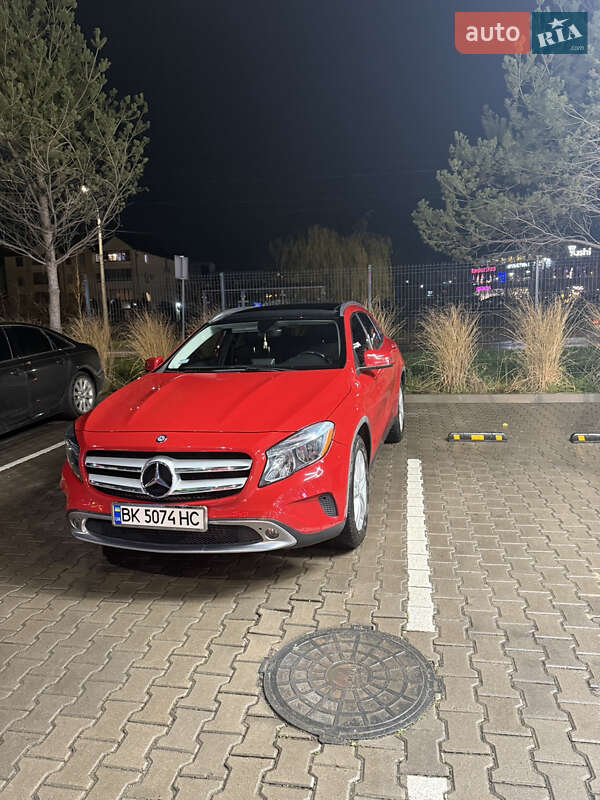 Позашляховик / Кросовер Mercedes-Benz GLA-Class 2015 в Рівному